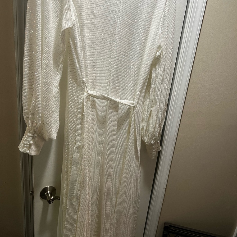 Pantora Bridal Wedding Robe - Picture 5 of 11
